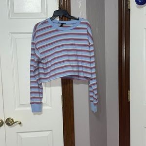 Long sleeve striped crop top